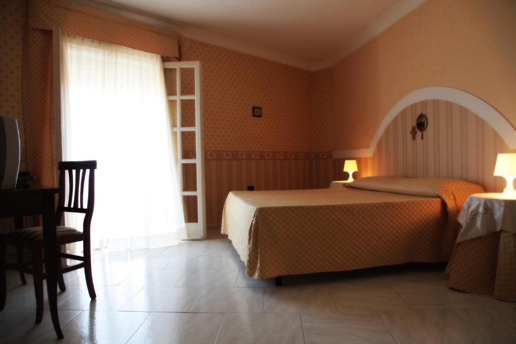Bed And Breakfast Casagalez サンタ・ドメーニカ 部屋 写真