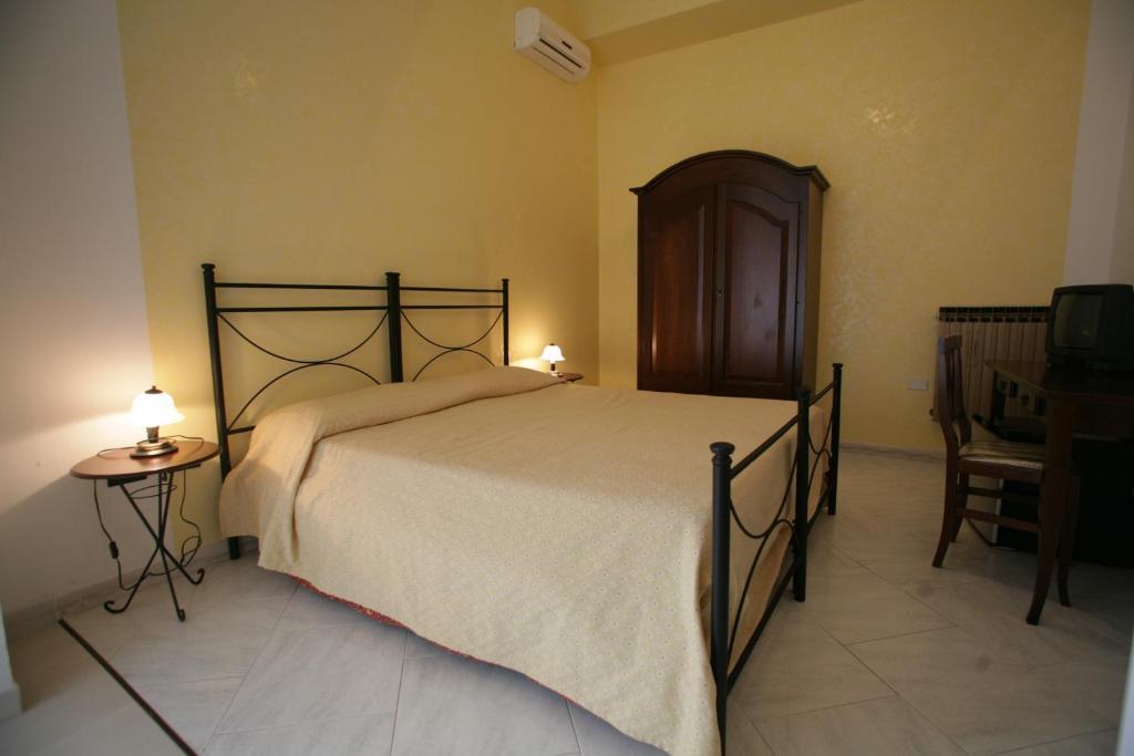 Bed And Breakfast Casagalez サンタ・ドメーニカ 部屋 写真